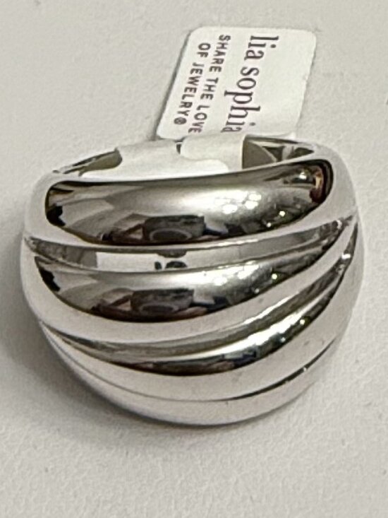 Lia Sophia "RIDGELINE" Ring - Picture 2 of 6